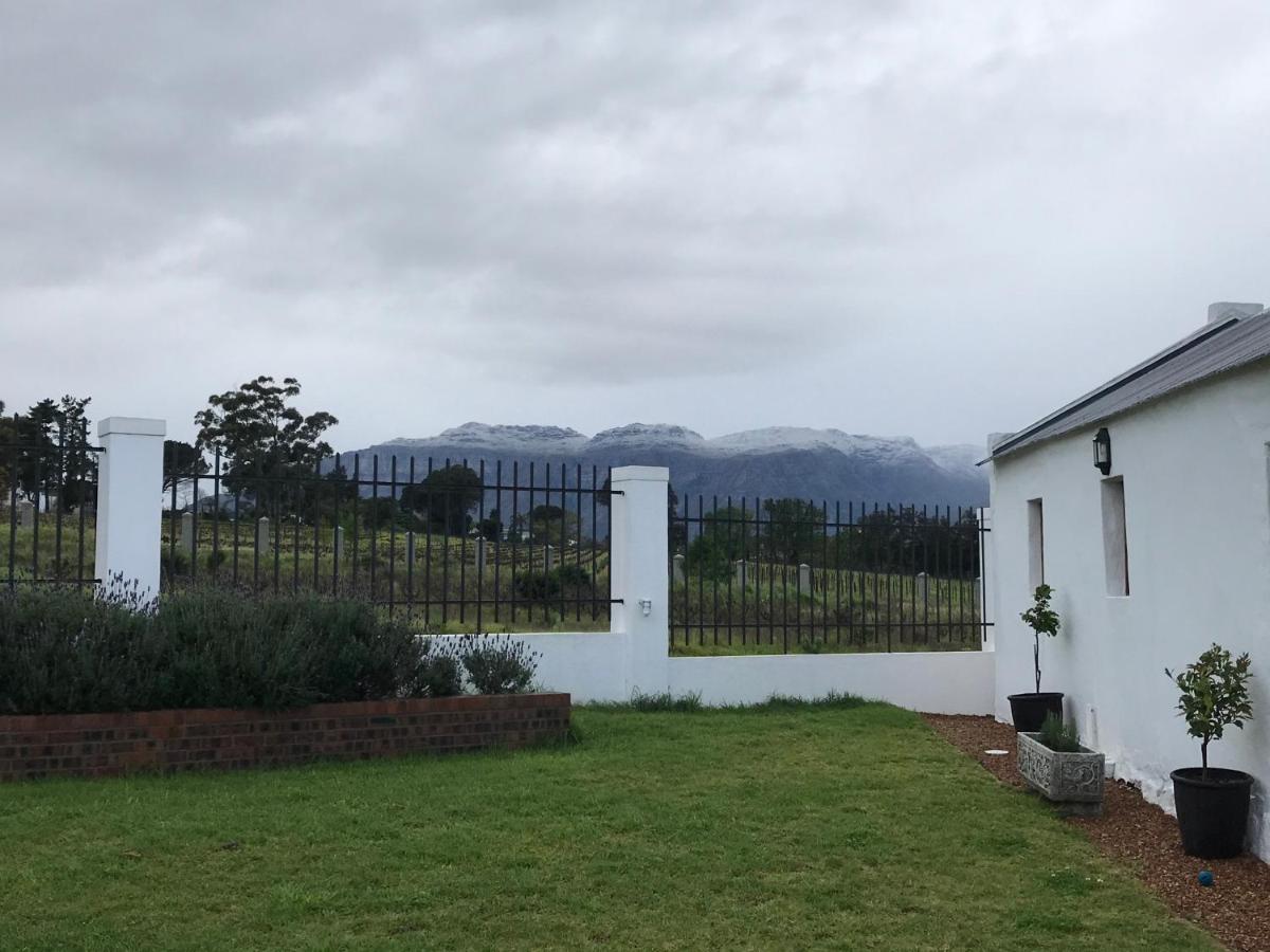 Raithby Winelands Historical Cottage Exterior foto